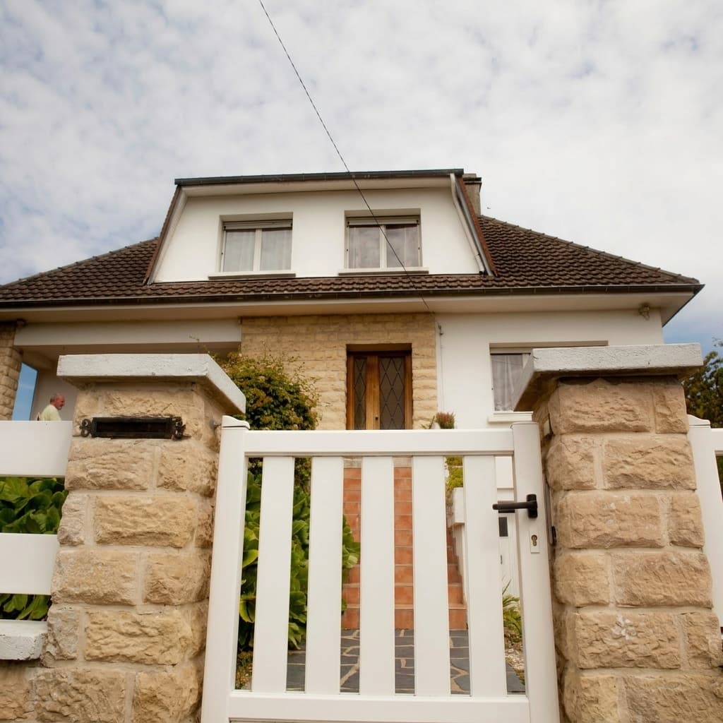Große Villa mit Garten